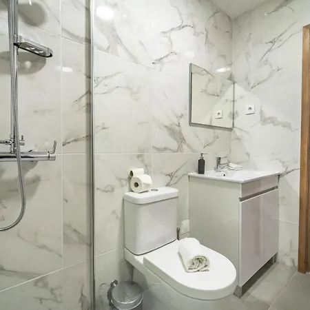 Apartamento Albano Belino, Ideal Para Familia E Grupos Апартаменти *